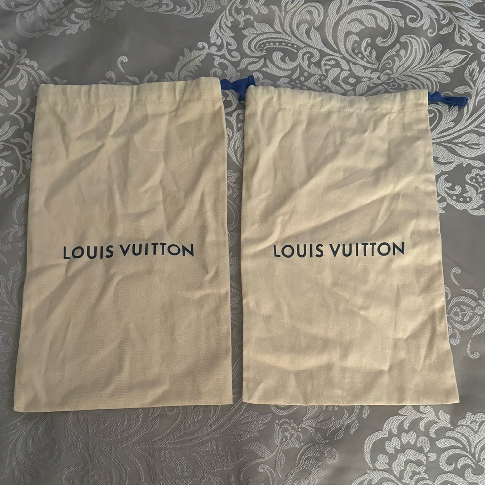LOUIS VUITTON Shoes Dust Covers for Men or Women Shoes - Picture 1 of 2
